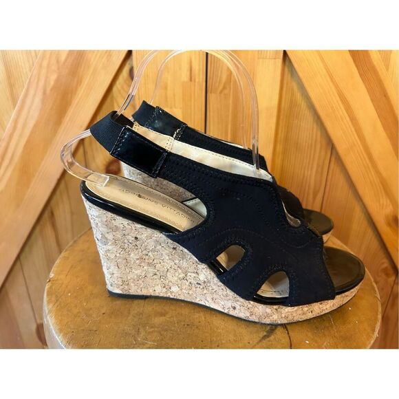 Adrienne Vittadini Claudia Sandals Shoes SZ 8.5 Cork Wedge Slingback Black Fabri - Picture 1 of 7